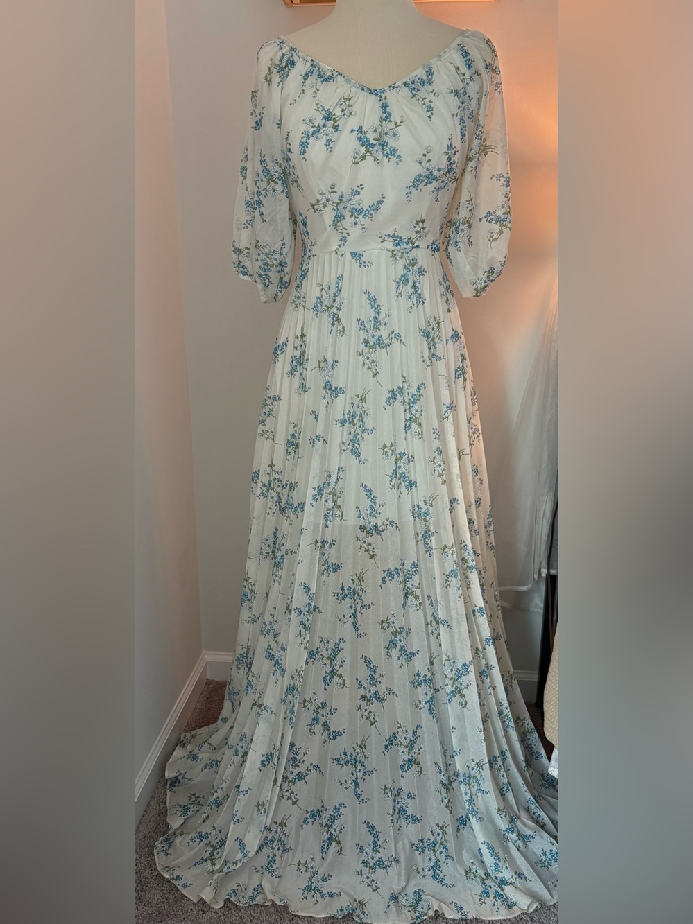 Vintage 70s Maxi Dress with Floral Print